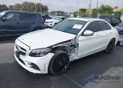 2019 Mercedes-Benz C 300 from USA, damaged, VIN WDDWF8DB3KR458090